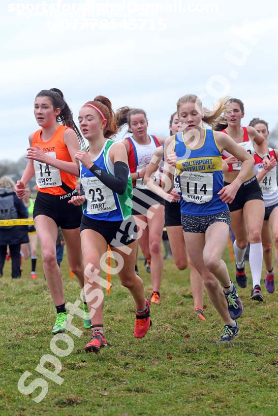 Womens under-17 Northern Cross Country Champs., Camp Hill Estate, Kirklington.  Photo: David T. Hewitson/Sports for All Pics